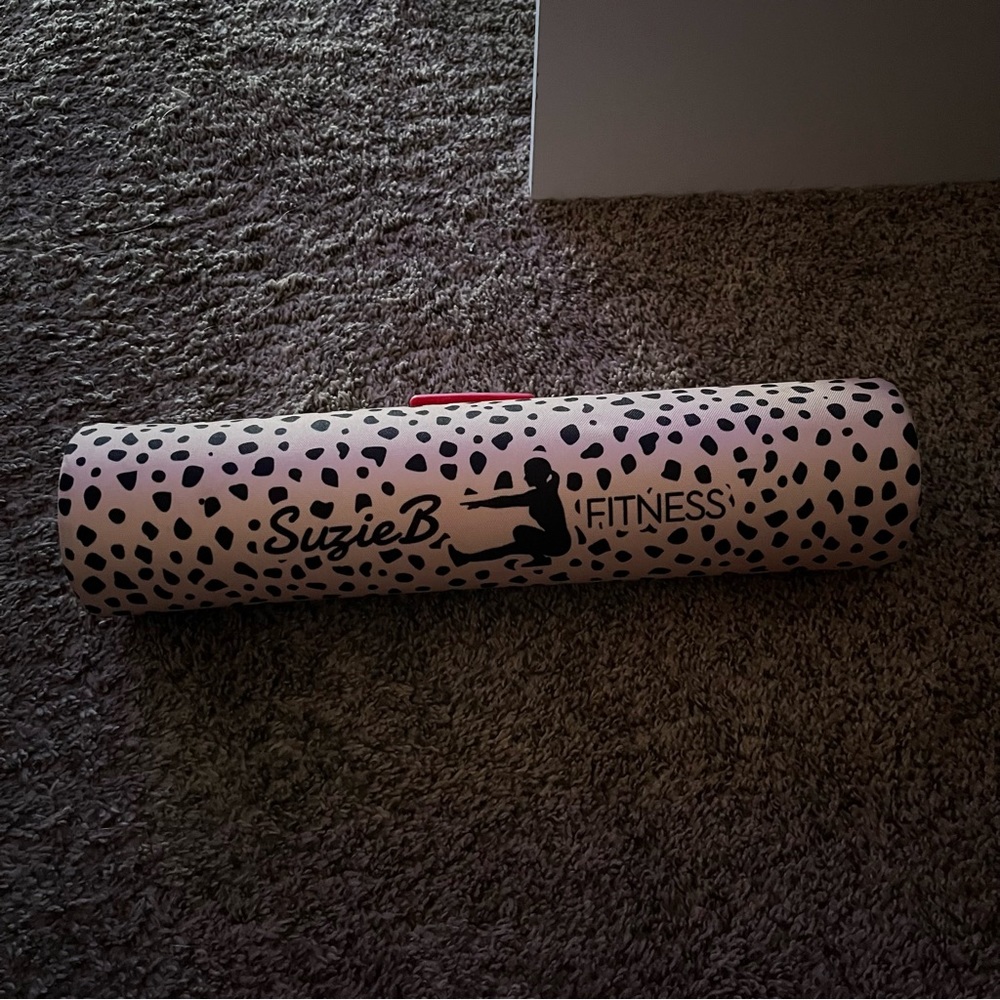 Suzie B fitness cheetah barbell pad
